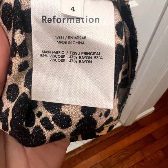 Reformation Black and Tan A-Line Skirt side slit - Picture 5 of 5